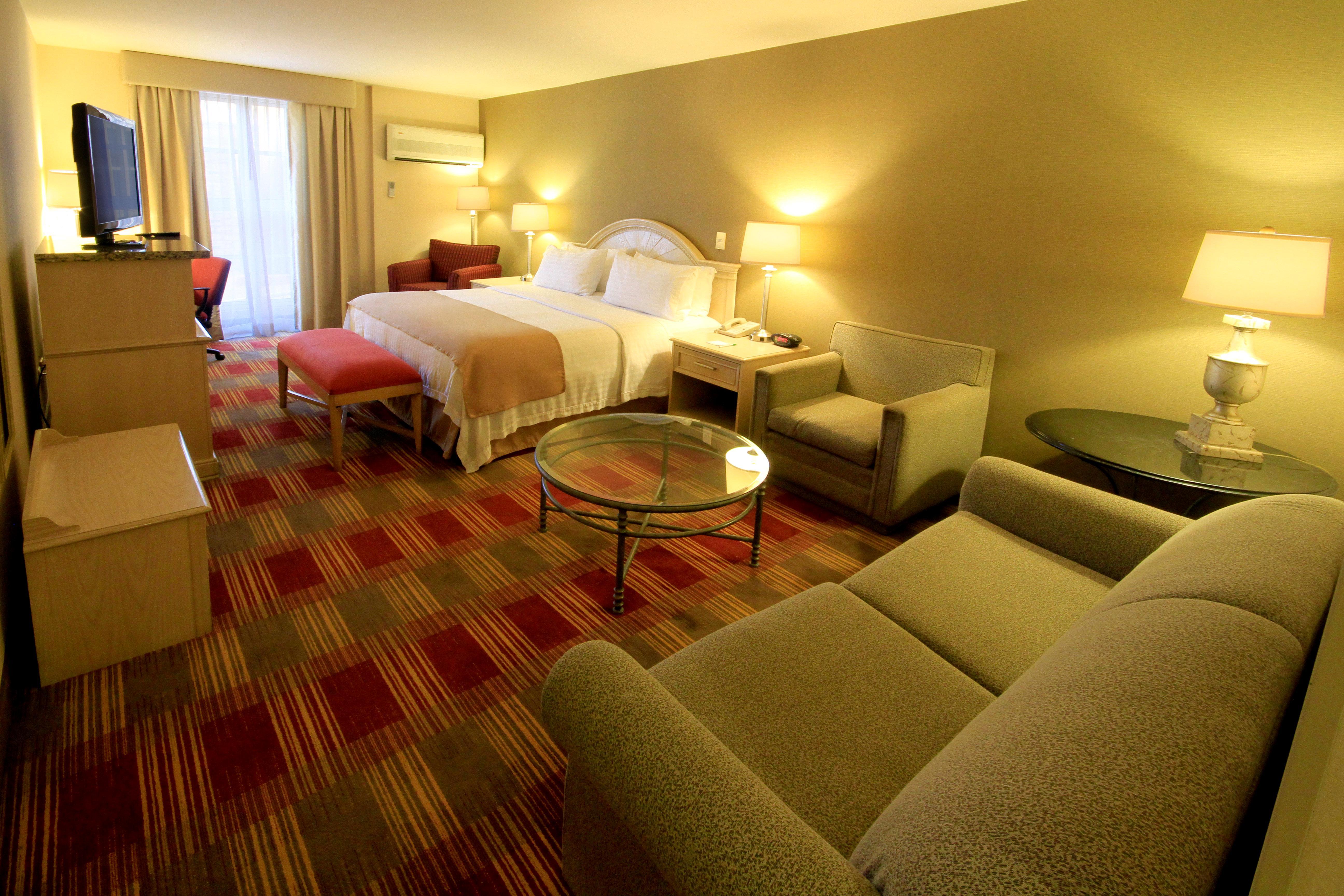 Holiday Inn Monclova By Ihg Екстериор снимка