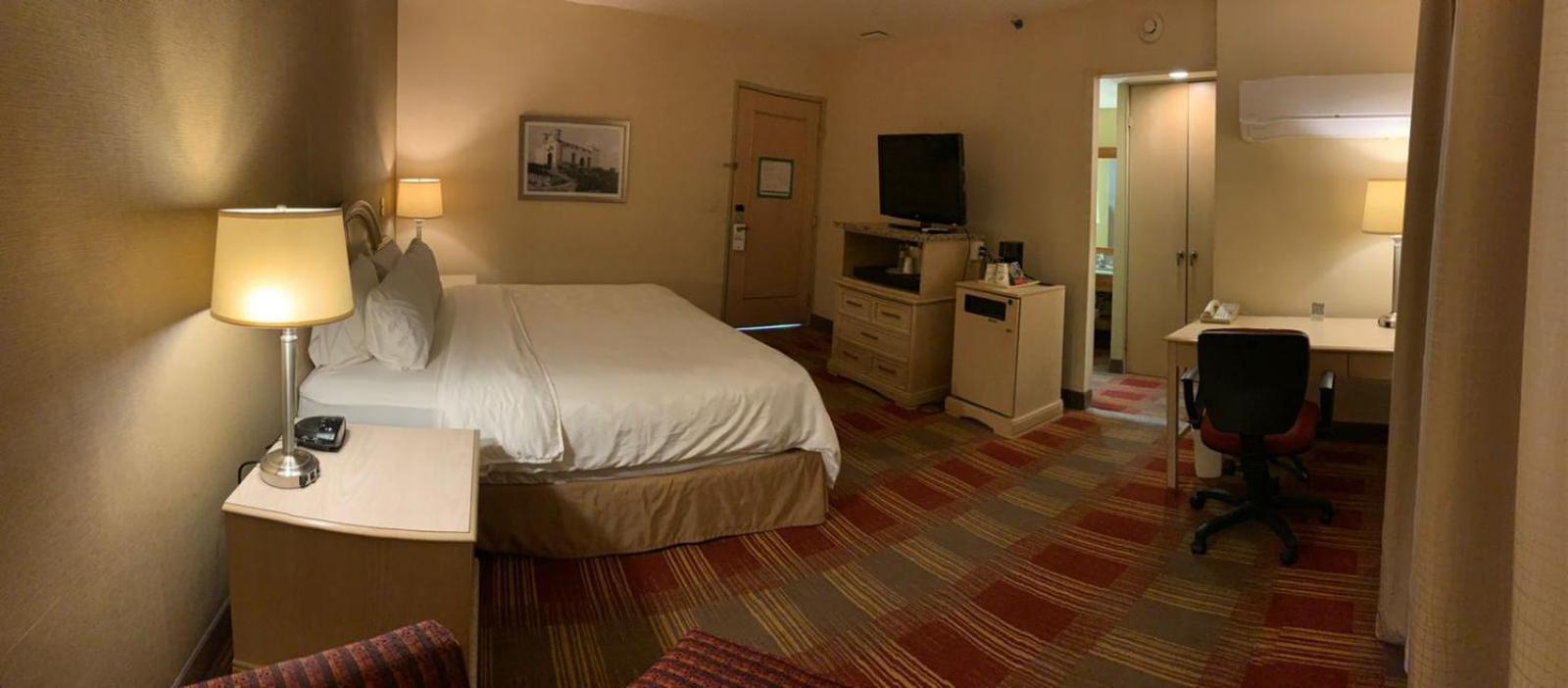 Holiday Inn Monclova By Ihg Екстериор снимка