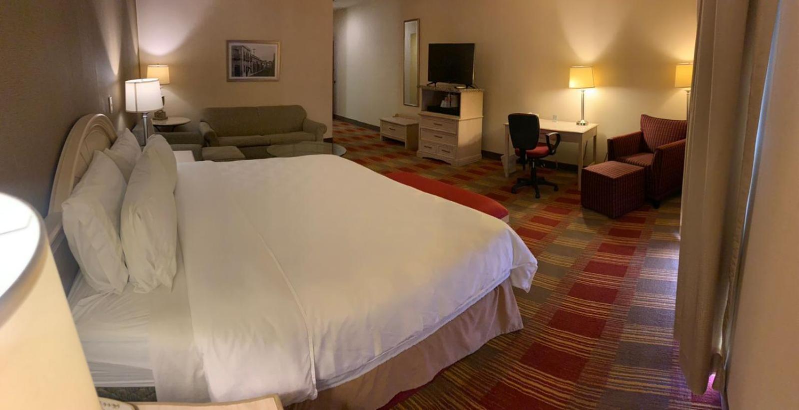 Holiday Inn Monclova By Ihg Екстериор снимка